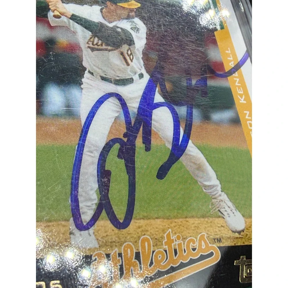 2005 Topps Jason Kendall Oakland Athletics Signed Autograph Card UH30 A's